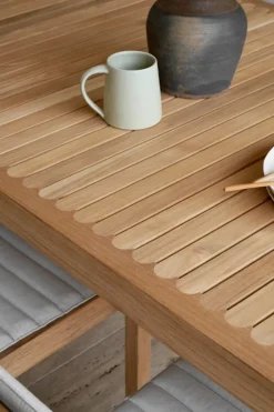 Carl Hansen & Søn AH902 Outdoor dining table, 100 x 98,5 cm, teak