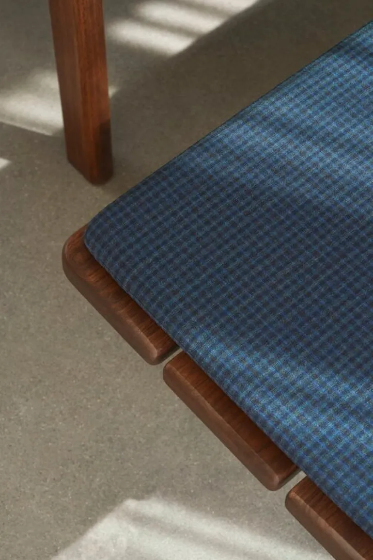 Carl Hansen & Søn BM0700 Asserbo bench, 170 cm, dark oiled eucalyptus