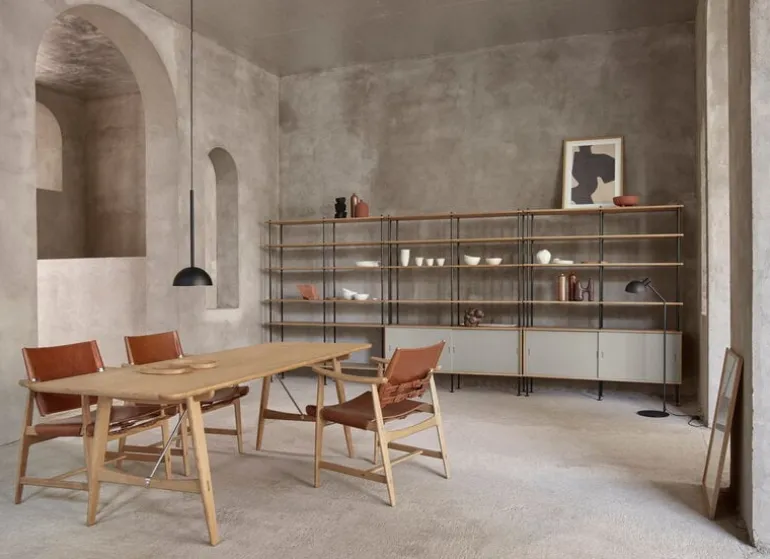 Carl Hansen & Søn BM1106 Huntsman chair, oiled walnut - black leather - steel