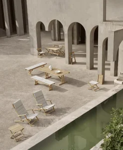 Carl Hansen & Søn BM5868 side table, teak