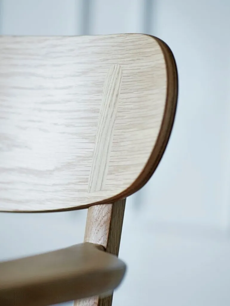 Carl Hansen & Søn CH26 chair, oiled oak - natural cord
