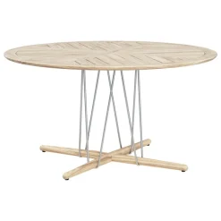 Carl Hansen & Søn Embrace E022 dining table, 140 cm, teak