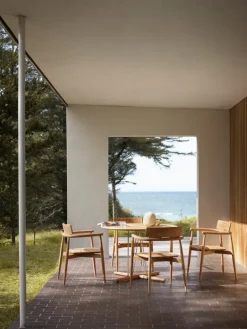 Carl Hansen & Søn Embrace E022 dining table, 110 cm, teak