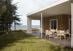 Carl Hansen & Søn Embrace E022 dining table, 110 cm, teak