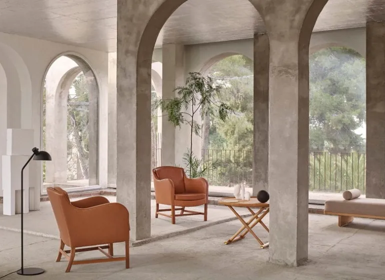 Carl Hansen & Søn ML10097 Egyptian coffee table, 85 cm, oiled oak