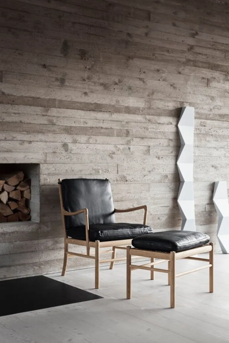 Carl Hansen & Søn OW149 Colonial lounge chair, oiled oak - cognac leather Sif 95