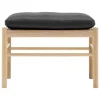 Carl Hansen & Søn OW149F Colonial footstool, oiled oak - black leather Thor 301