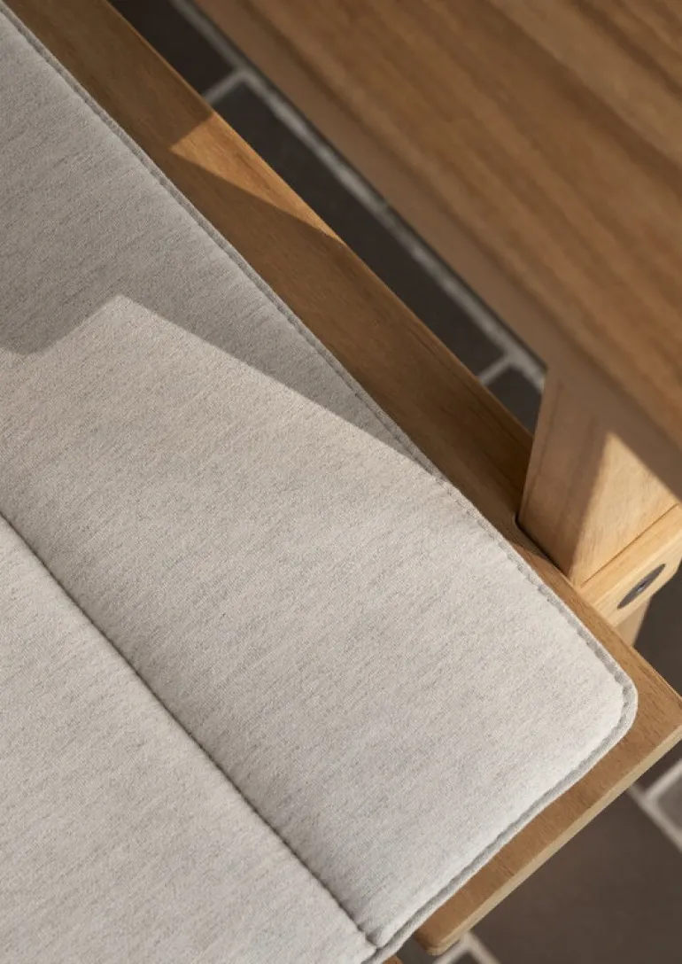 Carl Hansen & Søn Timbur GL101 bench cushion, Agora Life Oat