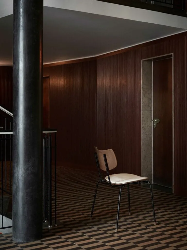 Carl Hansen & Søn VLA26P Vega chair, black - lacquered oak - Mood 01104