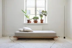 Collaboratorio Cubile 100 bed, beech