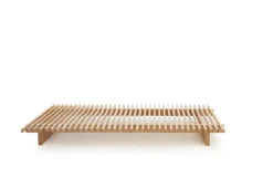 Collaboratorio Cubile 100 bed, beech