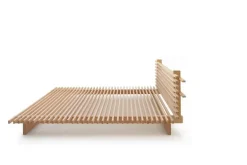 Collaboratorio Cubile 180 bed, beech