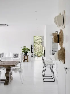 Cozy Publishing Happy Homes: Summer Houses