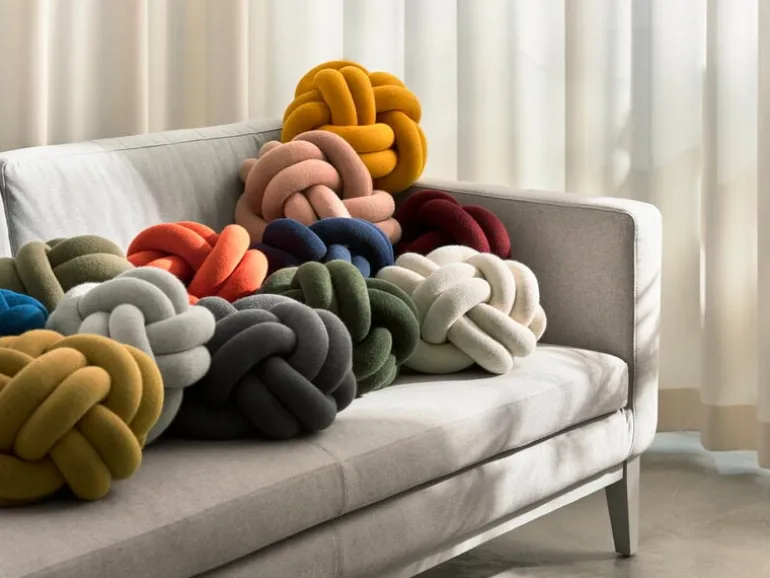 Design House Stockholm Knot cushion, dusty pink