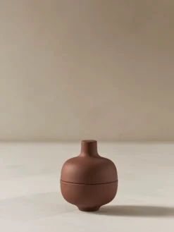 Design House Stockholm Sand Secrets bowl with lid, small, red