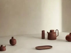 Design House Stockholm Sand Secrets tea pot, red