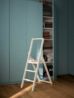 Design House Stockholm Step stepladder, oak