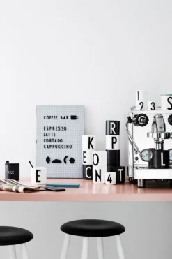 Design Letters Arne Jacobsen porcelain cup, black, A-Z