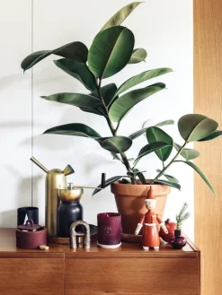 Design Letters Arne Jacobsen porcelain cup, black, A-Z