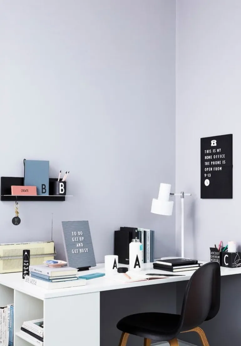 Design Letters Arne Jacobsen thermo bottle, A-Z