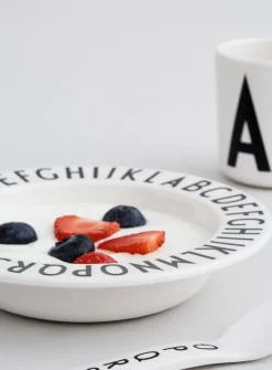Design Letters Arne Jacobsen kids cup, Ecozen, A-Z