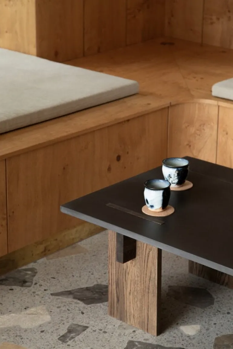 Eberhart Furniture Arnold coffee table, dark concrete - dark oak