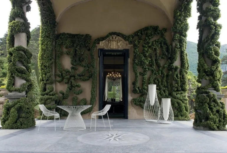 Emu Heaven table 120 cm, matt white, glass top