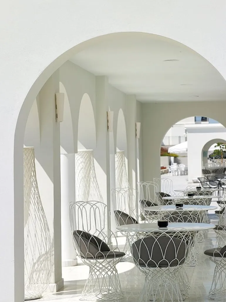 Emu Re-Trouve table 105 cm, matt white