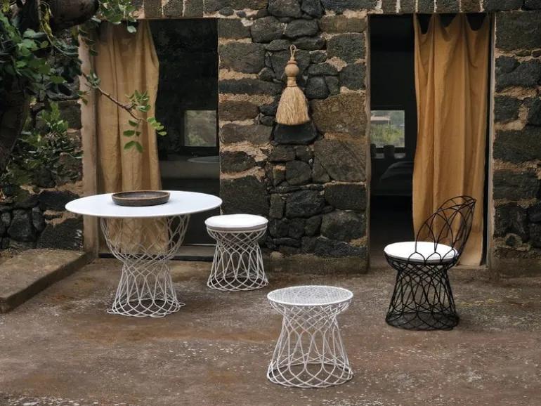 Emu Re-Trouve table 105 cm, matt white