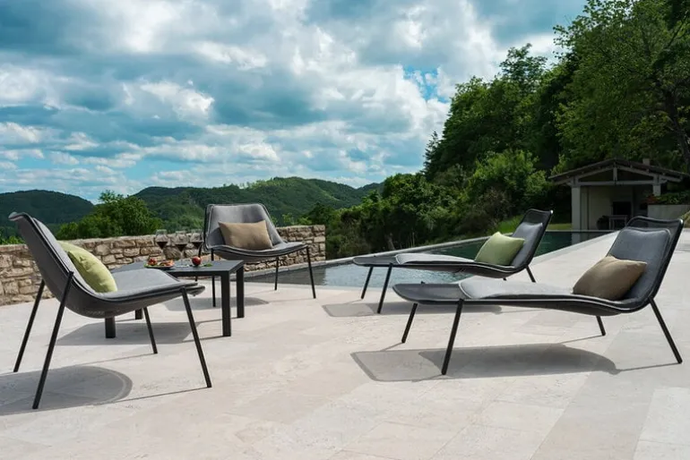 Emu Round sunbed, black