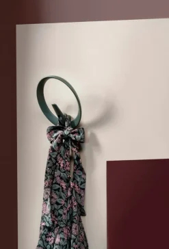 Essem Design Gloria hook, fir green