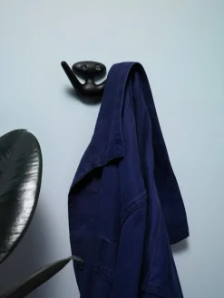 Essem Design Mama hook, fir green