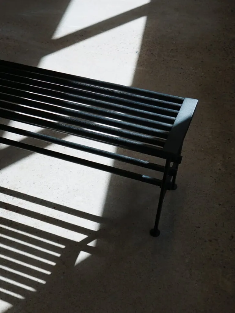 Essem Design Nostalgi bench, 100 cm, black stained oak - black