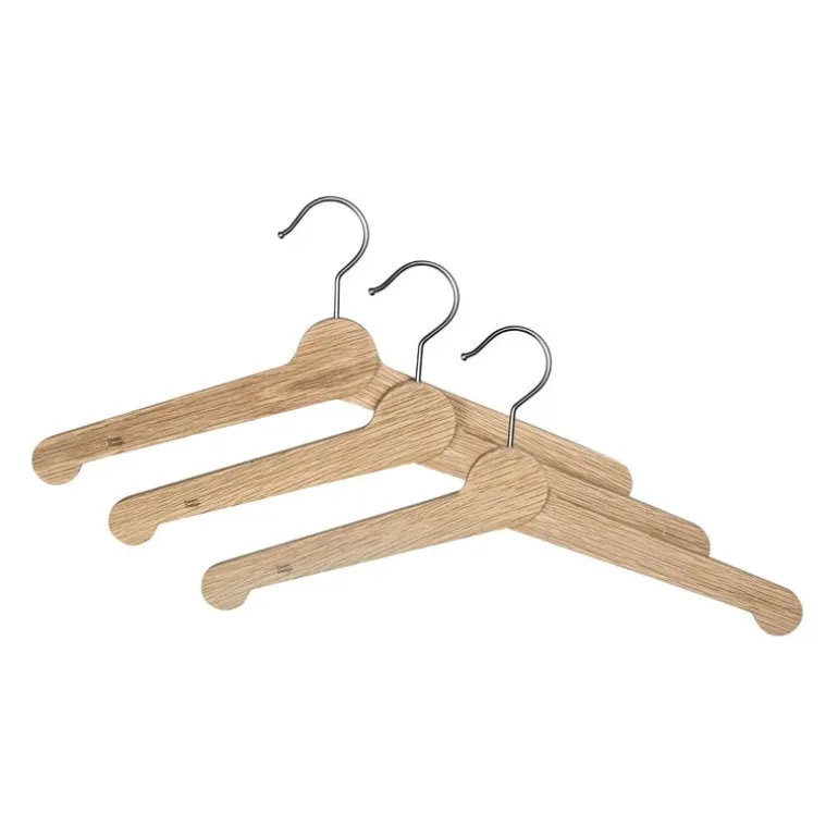 Essem Design Nostalgi hanger, set of 3, oak