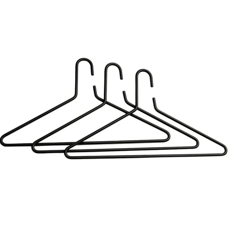 Essem Design Triangel hanger, set of 3, black
