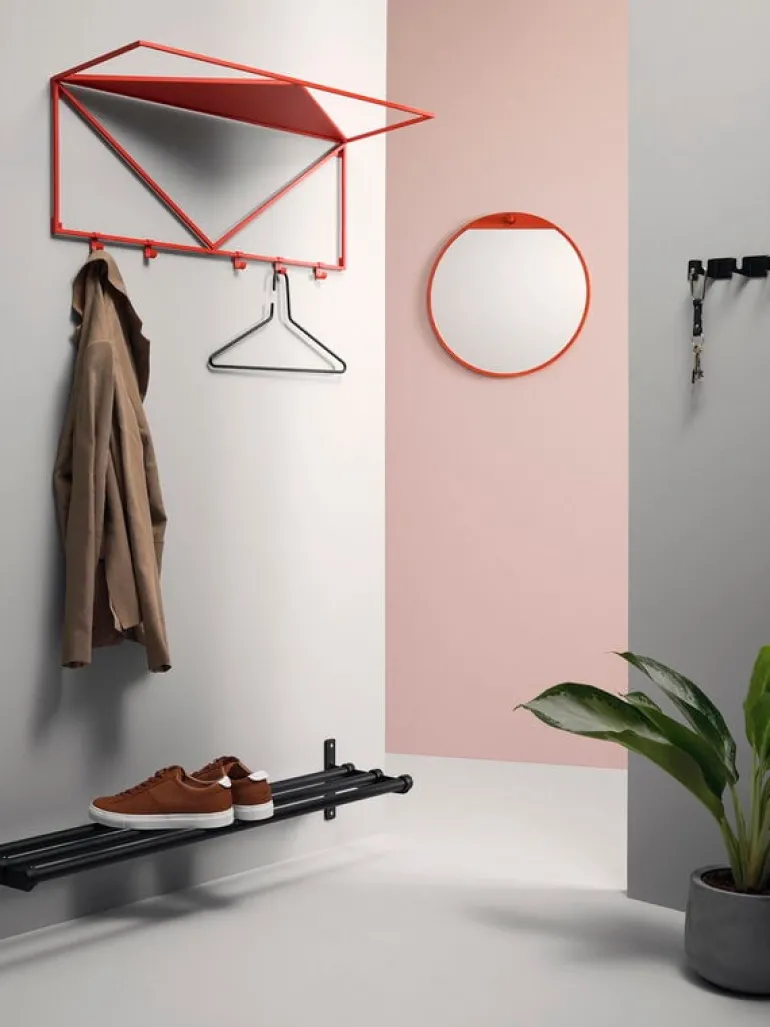 Essem Design Triangel hanger, set of 3, black