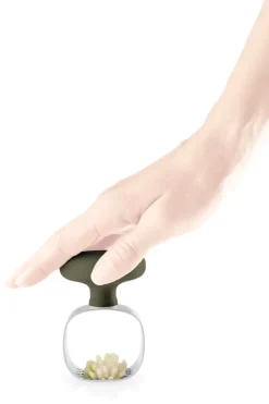 Eva Solo Green Tool garlic masher, green