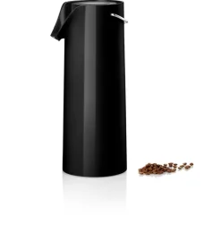 Eva Solo Pump vacuum jug, black