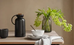 Eva Solo Silhouette vacuum jug, 1,0 L, black