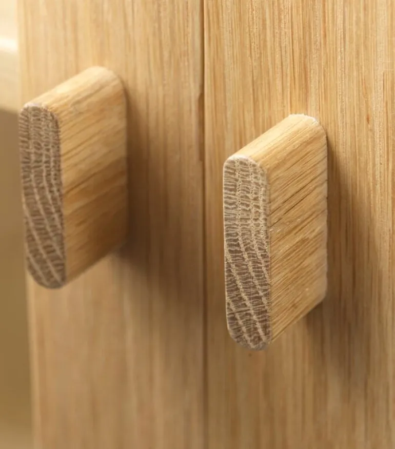 FDB Møbler A90 Boderne display case, 178 cm, lacquered oak