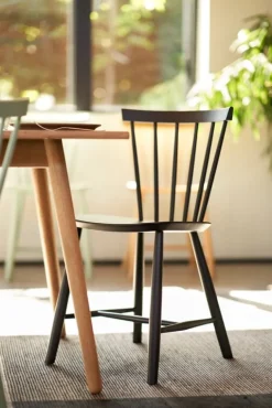 FDB Møbler C35C dining table, 220 x  95 cm, lacquered oak