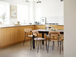 FDB Møbler J183 Holmen chair with armrests, oak veneer