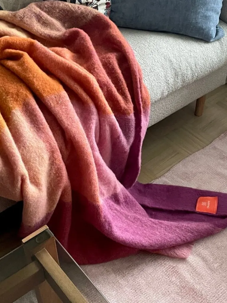 Finarte Apricot throw, 130 x 170 cm