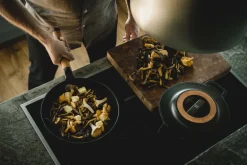 Fiskars Norden cast iron frying pan, 26 cm