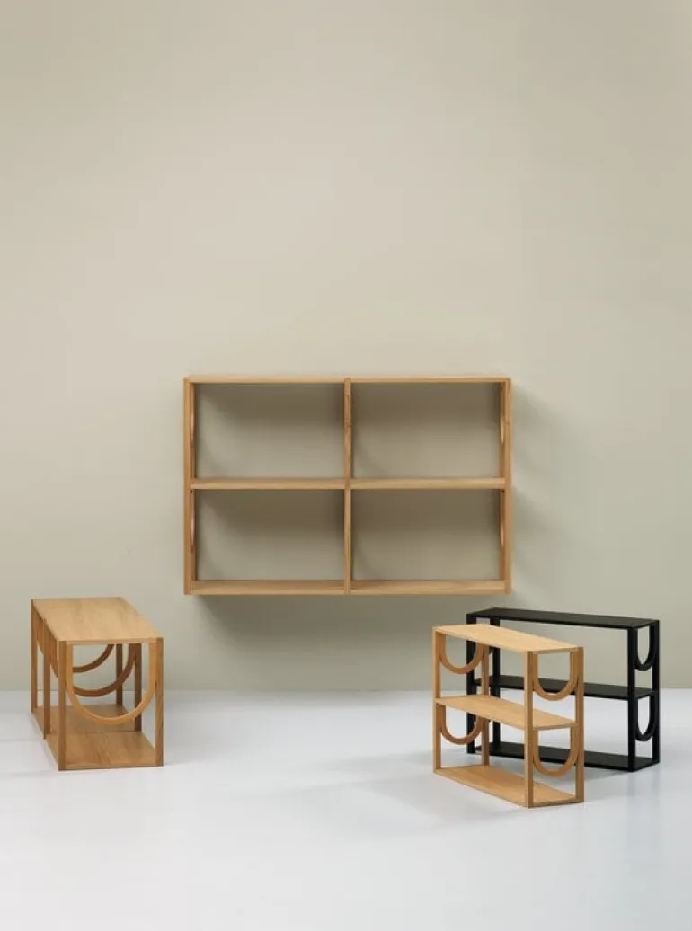 Fogia Arch shelf, high, lacquered oak