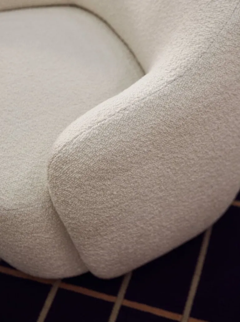 Fogia Barba club chair, lacquered beech - Ivory 001 Karakorum