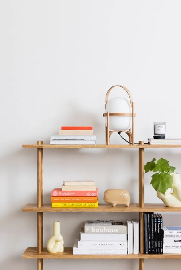 Fogia Bond W206 shelf, lacquered oak