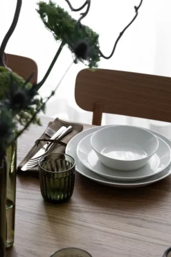 Fogia Figurine chair, lacquered oak