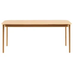 Fogia Figurine dining table, lacquered oak