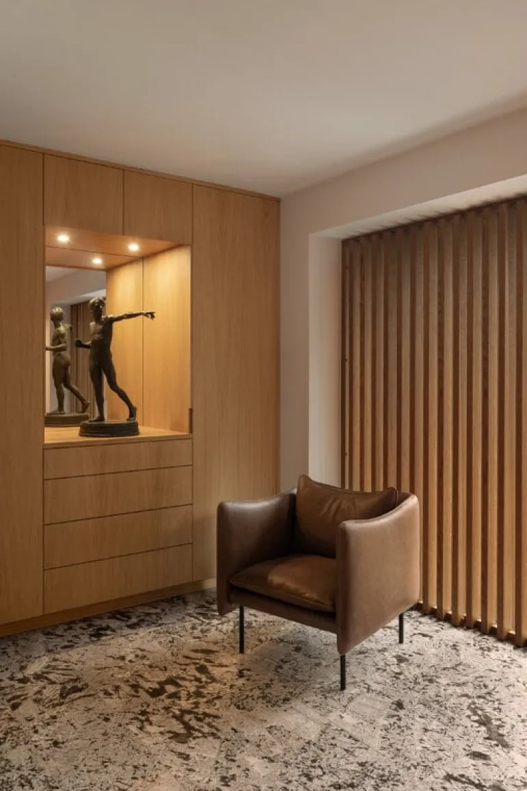 Fogia Tiki armchair, small, anniversary edition, black steel - vintage tabacco